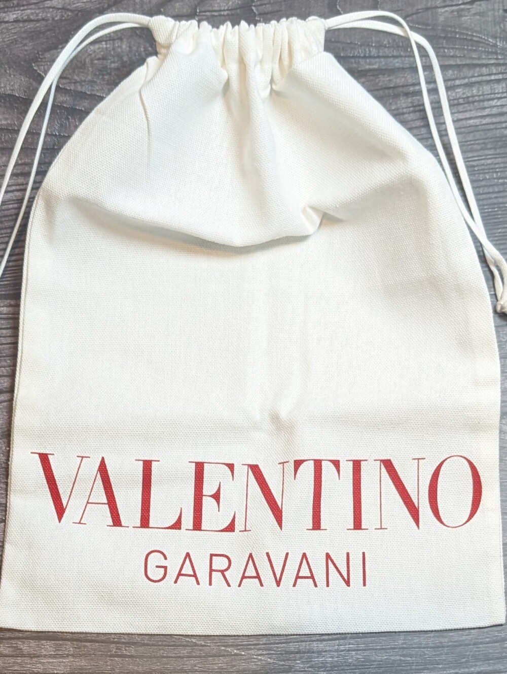 Valentino Garavani LG White Drawstring Dust Bag Rockstud Wallet Handbag Clutch
